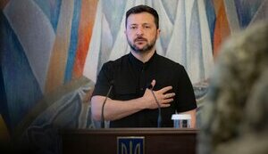 Zelenskyy awarded military personnel