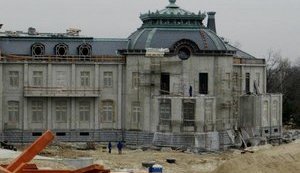 Чорновол опубликовала материал о поместье, которое якобы принадлежит Януковичам. ФОТОрепортаж