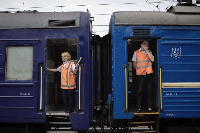 День людей с железной смелостью: президент Зеленский поздравил железнодорожников 03 День людей с железной смелостью: президент Зеленский поздравил железнодорожников 03