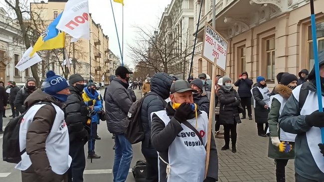 Знищуйте вірус, а не підприємців: під Радою протестують проти карантину і фіскалізації ФОПів 09