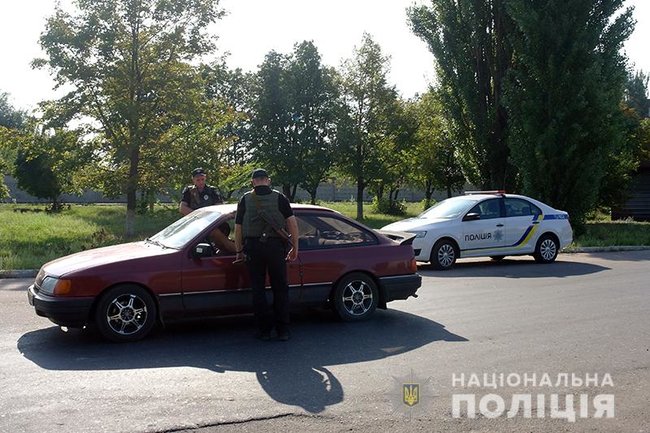 Прифронтові Світлодарськ, Новолуганське і Миронівське почали патрулювати на нових автомобілях, - Нацполіція 05