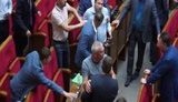 Нардепы Ивченко и Сольский подрались в ВР во время выступления премьер-министра Шмыгаля. ВИДЕО