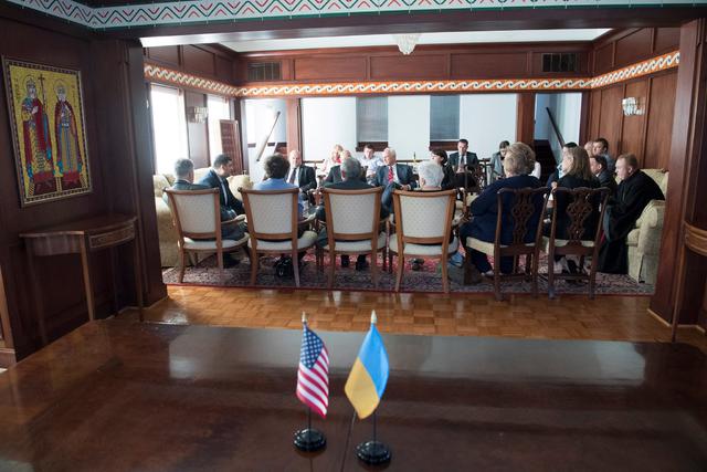 сша гройсман
