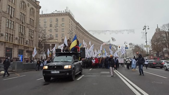 Protesters gather at Verkhovna Rada, block Hrushevskoho street in Kyiv 41