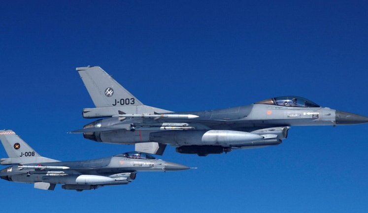 Нидерланды разрешают Украине использовать F-16 над территорией РФ. Вы имеете право на самооборону, - глава МИД Слот