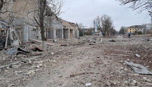 Russians kill two residents of Beryslav
