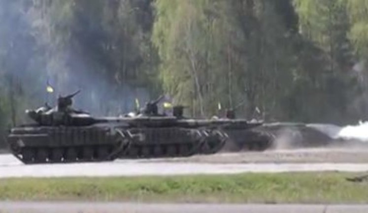 "Техніка у них новітня, але хлопці хочуть перемогти", - танкісти ЗСУ змагаються в німецькому Графенвірі з екіпажами армій країн НАТО. ВIДЕО