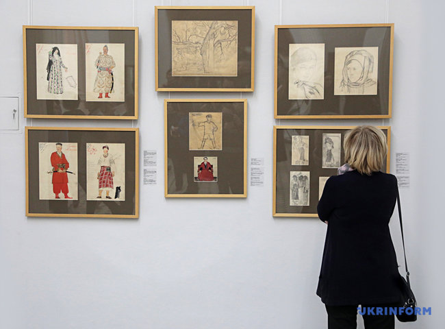 Художественный музей получил от меценатов 222 графические работы Кричевского 01