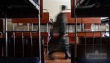 Одеяла неуставного цвета - повод солдатам спать на брезенте?