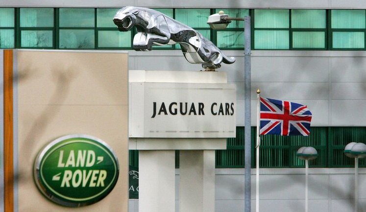 Jaguar Land Rover призупиняє поставки авто до США