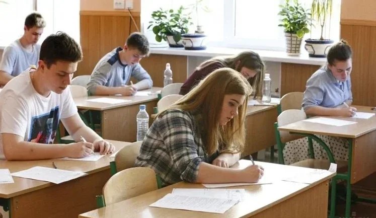 Математика і надалі буде обов’язковим предметом на НМТ, - Свириденко