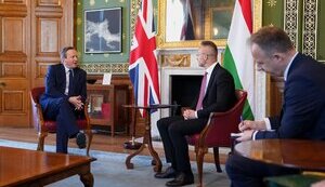 Cameron meets Szijjarto to discuss support for Ukraine