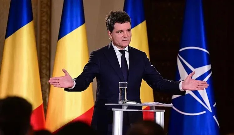 Румыния "скорее не поддерживает" введение бесполетной зоны над Украиной, но в будущем может пересмотреть это решение, - президент Дан