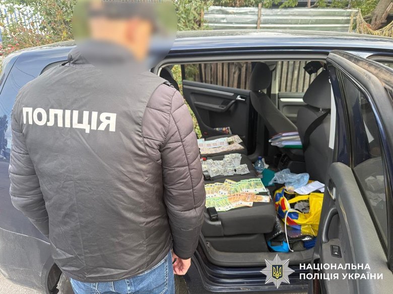 На Київщині поліцейські викрили дві корупційні схеми
