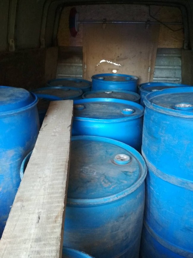 Незаконная транспортировка крупной партии спирта остановлена в Винницкой области 02 Незаконная транспортировка крупной партии спирта остановлена в Винницкой области 02