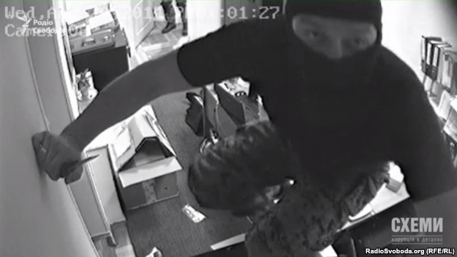 Ограбление ювелирного магазина правоохранителями: судьбы обвиняемых 01