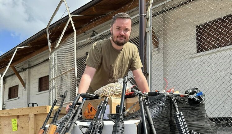 Miami police handed over 101 small arms confiscated in USA to Ukraine, - People’s Deputy Zablotskyi. PHOTOS