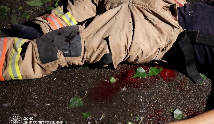 Rescuer Anton Yarmolenko was killed in Russian strike on Dnipro; nine people have died and fate of six remains unknown, - Klymenko. PHOTOS