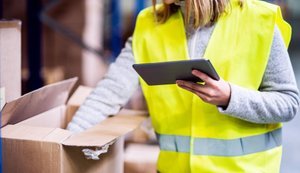 Податківцям та митникам хочуть дозволити огляд товарів під час перевірок