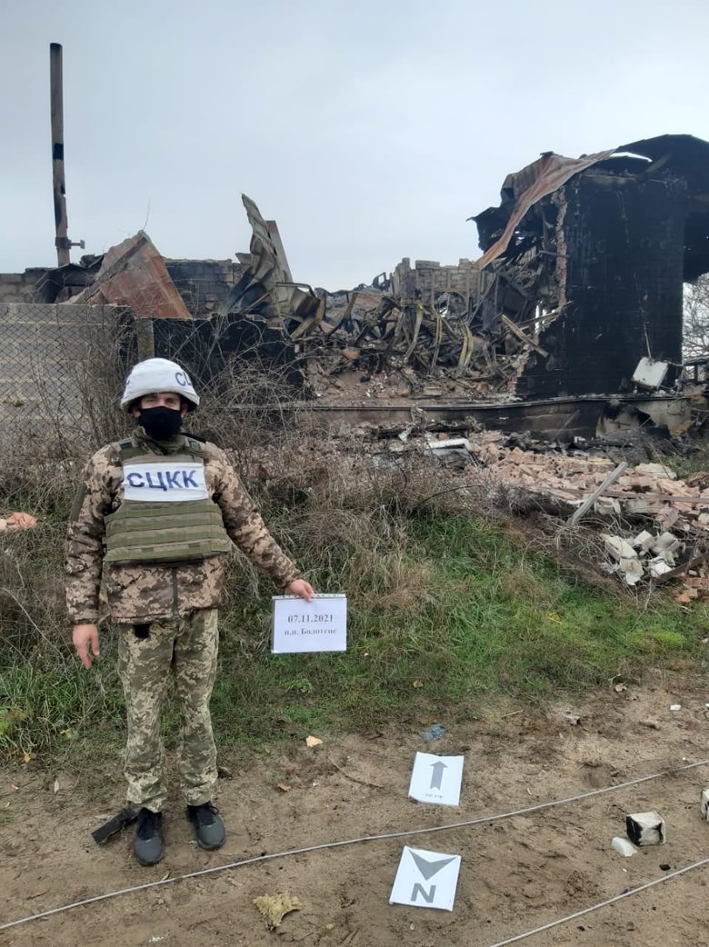 Російські війська обстріляли з 120-мм мінометів населений пункт Болотене на Луганщині, - СЦКК 01