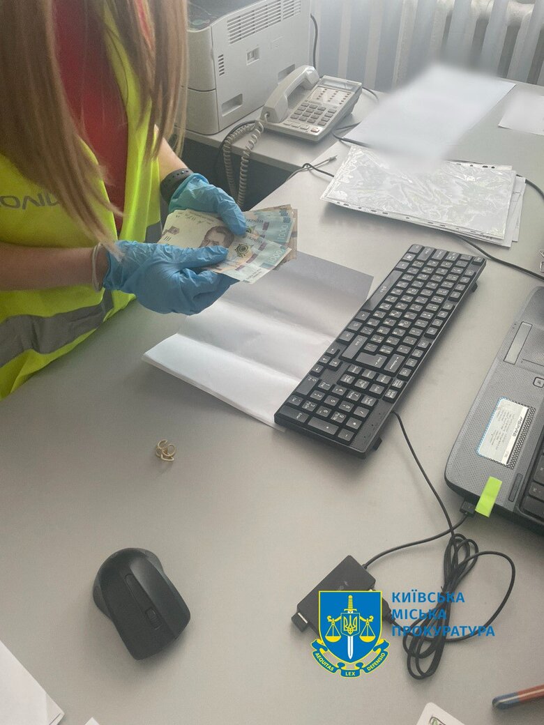 Корупція на закупівлі медобладання