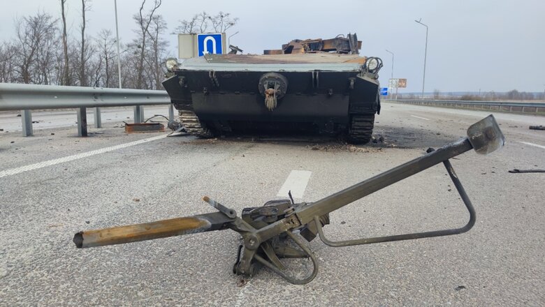 Якщо порівнювати із силами противника, то нас було дуже мало. Але після цього бою вони більше не ризикували їхати цією трасою. Може, подумали, що там більше батальйона стоїть, - командир протитанкового взводу Нацгвардії позивний Лис 04