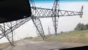 Power poles leading from Kherson Oblast to Crimea have fallen - Khlan. PHOTOS