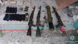 Сховок зі зброєю найманця РФ виявлено на Донеччині, - Нацполіція. ФОТО