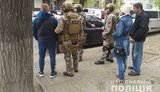 "На коліна, руки в замок!" - поліція знешкодила банду, яка тероризувала фермерів на Дніпропетровщині. ВІДЕО+ФОТО