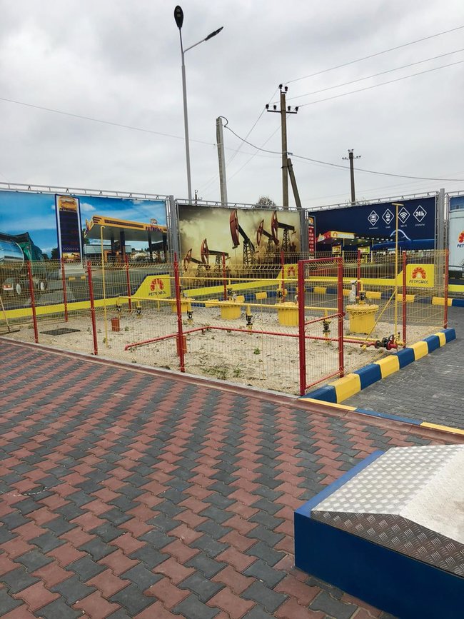 Незаконно построенная АЗС ликвидирована в Одесской области 04