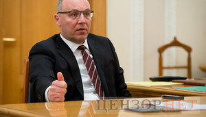 Люди, які в найважчі часи займалися пародіюванням, - це, виявляється, "нові обличчя", а ті, хто боровся за країну, - "старі", - Парубій