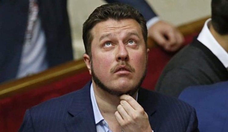 Яценко и "Слуги народа" разработали законопроект для создания схемы поборов с владельцев кошек и собак