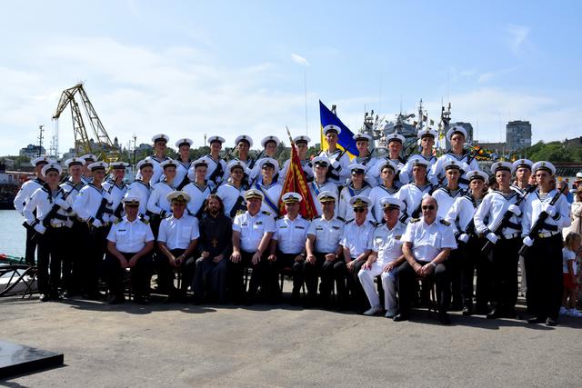 Будущие офицеры ВМС Украины приняли присягу в Одессе 07 Будущие офицеры ВМС Украины приняли присягу в Одессе 07