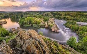 Куди поїхати на травневі свята в Україні