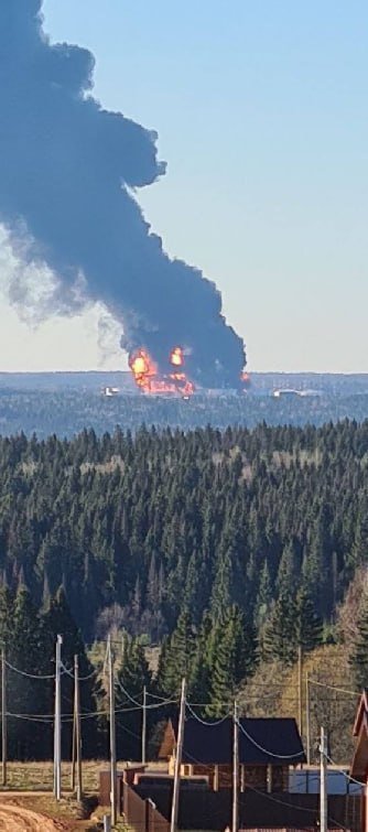 Чергові удари по кількох регіонах Росії 30 квітня