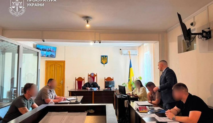Сексуальне насильство щодо учениць: директора хмельницького мовного центру взято під варту. ФОТО