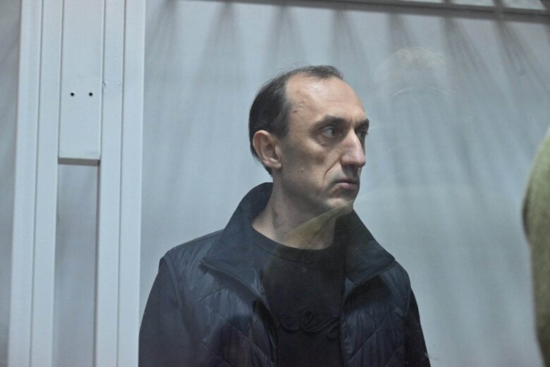 Шевченковский райсуд рассматривает ходатайство прокуратуры о продлении сроков расследования по делу полковника Червинского 10