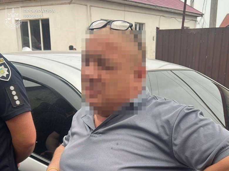 В Одессе будут судить мошенников, обманувших военных под видом волонтеров.