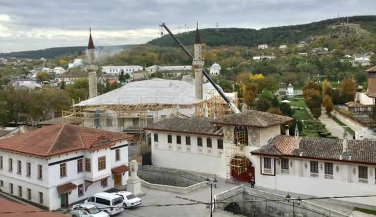 Окупанти знищують Бахчисарайський ханський палац, - Пашаєв. ФОТОрепортаж
