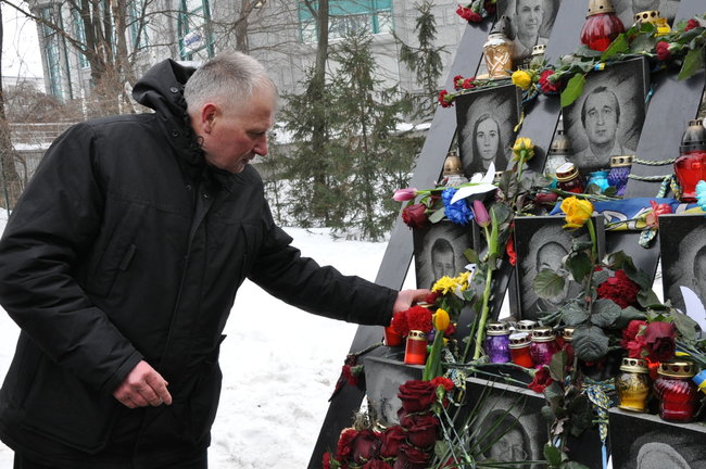 У Києві відслужили панахиду за Героями Небесної Сотні 14