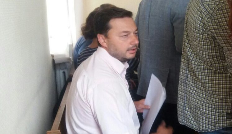 Депутаты от БПП и "Батькивщины" хотят взять руководителей Львовского бронетанкового завода на поруки. ФОТО
