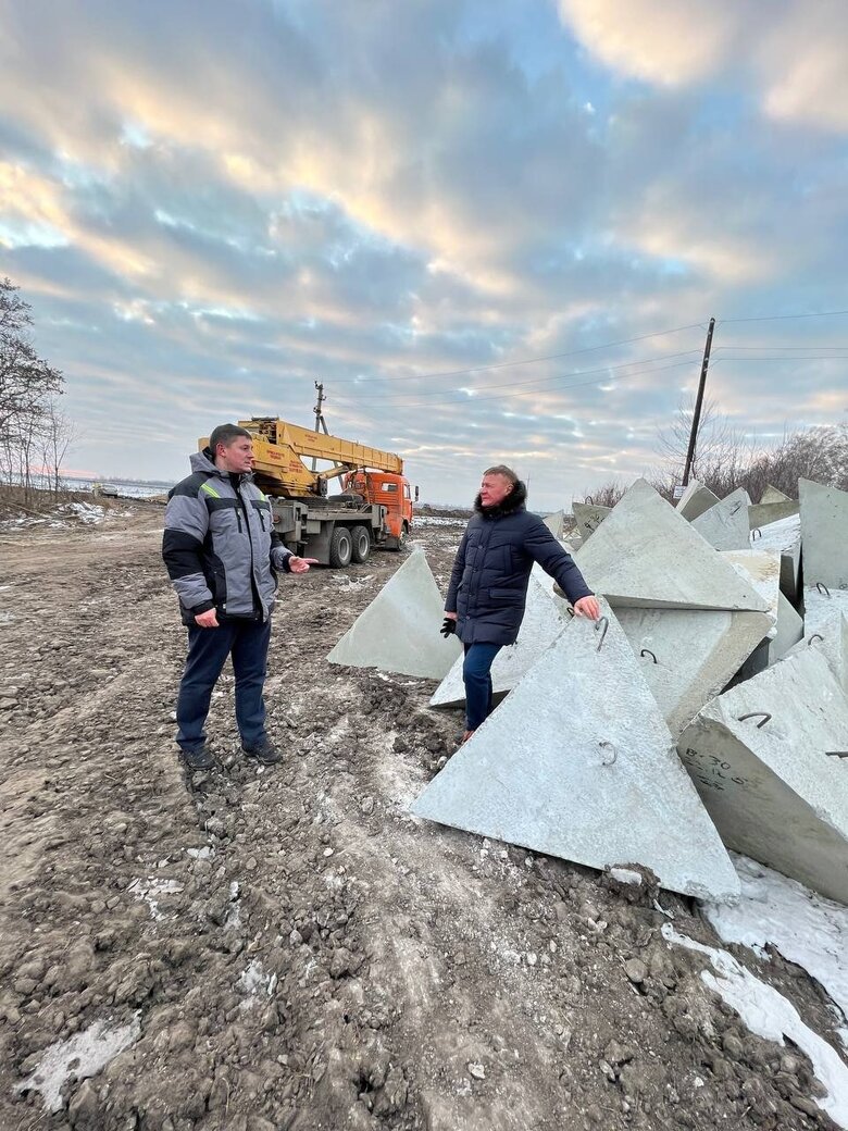 В Курской области роют рвы и устанавливают зубы дракона 04