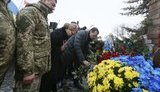 Тимошенко разом з "кіборгами" і військовими вшанувала пам