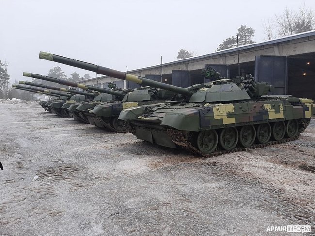 Київський бронетанковий завод передав ЗСУ пять модернізованих танків Т-72 01