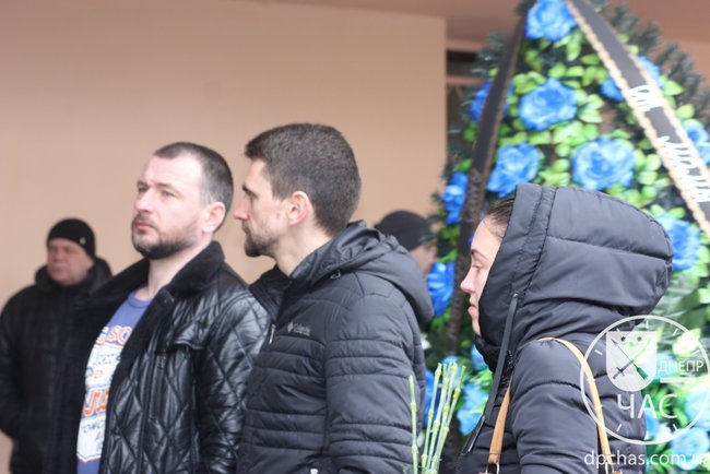 С воином Азова Марком Гудзовским простились в Днепре 06