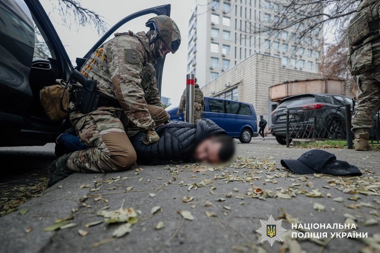 Шахраї видавали себе за брата Єрмака. Що відомо?