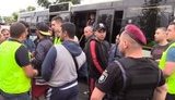 119 нелегалов задержали правоохранители на киевском рынке "Троещина". ВИДЕО