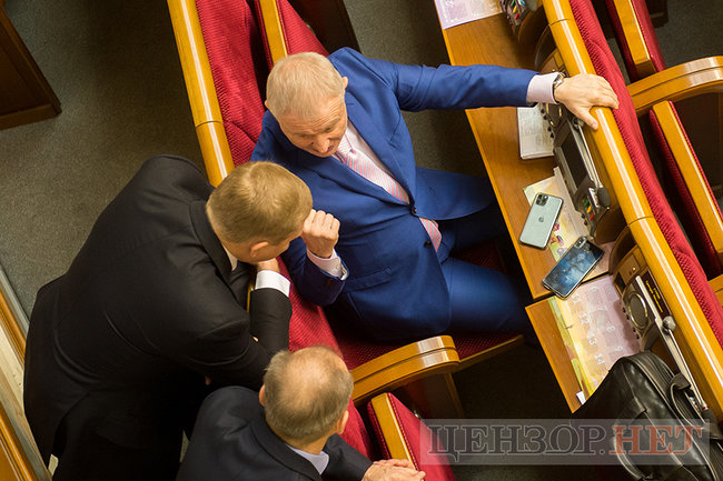 Суркіс вивчає годинник за 31 млн франків, інвестпроєкт з принцесою нардепа від СН Задорожного і аргументи для людей від агропідприємця мажоритарщика Бакунця, - робота ВР 13 листопада 02