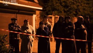 Ворог ударив балістикою по Києву: загинули 3 людини, є постраждалі та наслідки у трьох районах (оновлено). ВІДЕО+ФОТОрепортаж