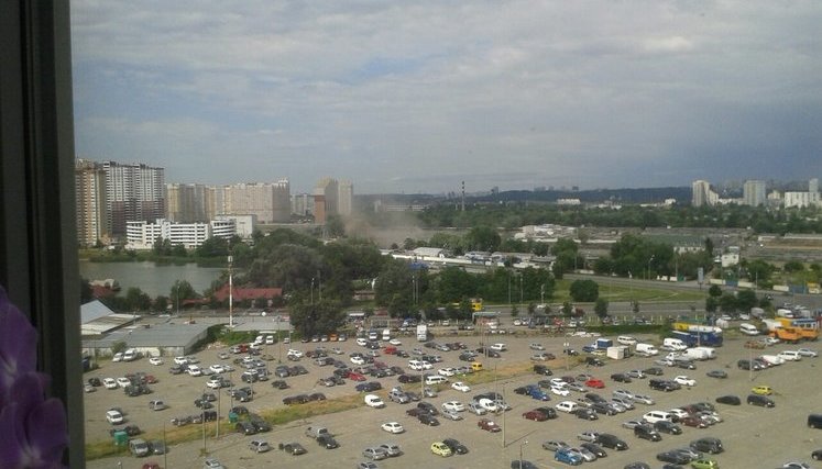 За десять років у Києві може бути спалах онкозахворювань через попільні бурі на Позняках, - хімік. ФОТО
